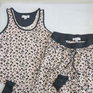 Live Love Lounge Karen Neuburger Gray Cheetah‎ print pajama Set size Large